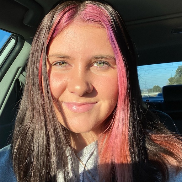 Meet your Posher, Leanna - Picture 6 of 6